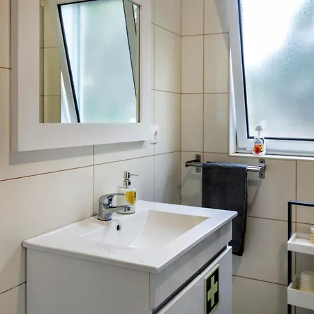 Santa Rita Greenhouse * Ponta Delgada (Sao Miguel)