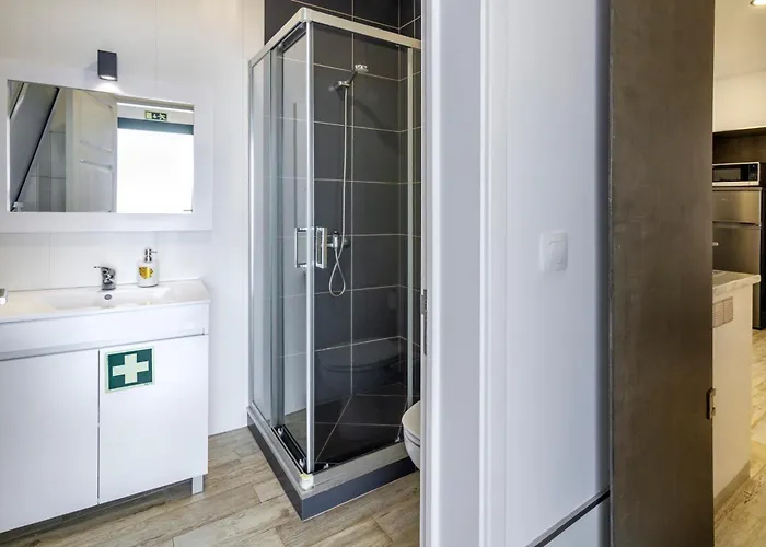 Santa Rita Greenhouse * Ponta Delgada