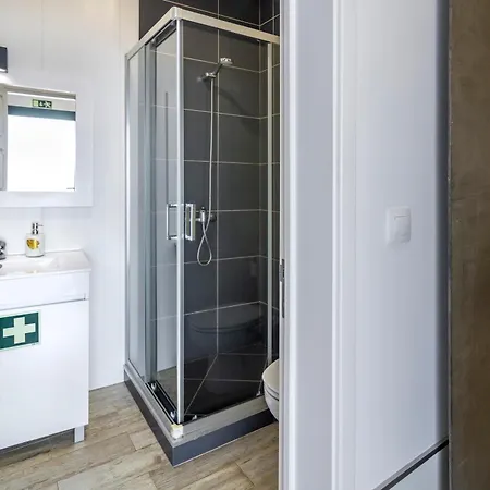 Santa Rita Greenhouse * Ponta Delgada