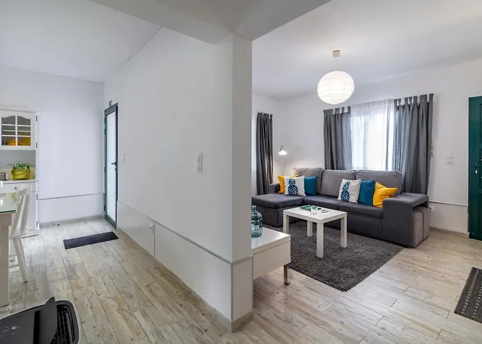 Santa Rita Greenhouse * Ponta Delgada (Sao Miguel)