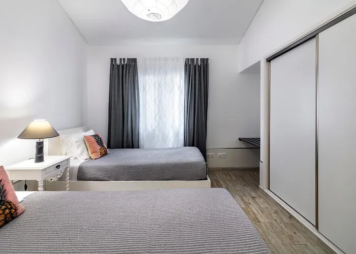 Santa Rita Greenhouse * Ponta Delgada (Sao Miguel)